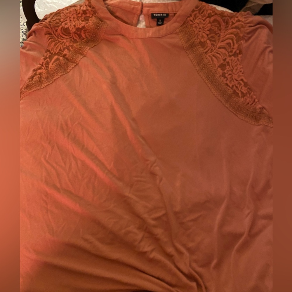 Torrid 5x blouse peach / pink color
